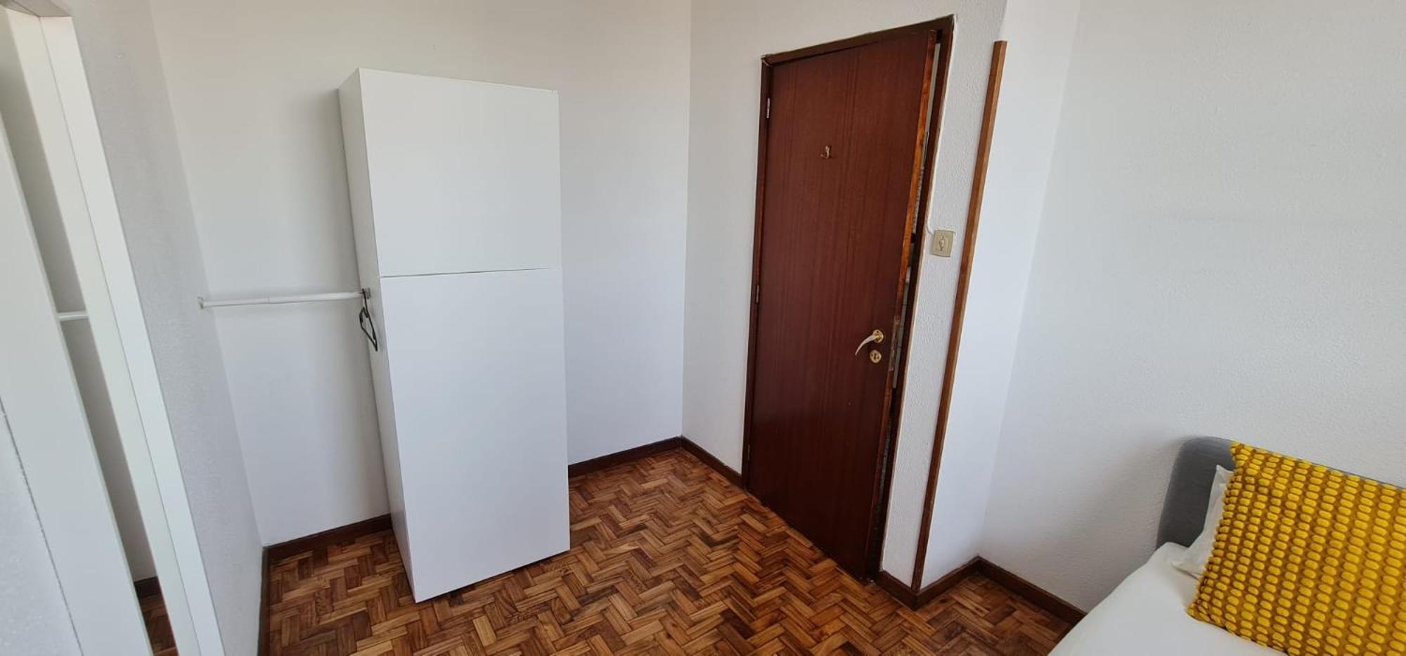 Leote Apartment